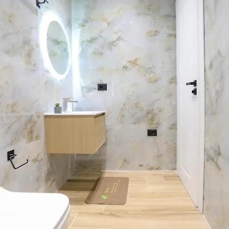 Zana Appartement Vlorë